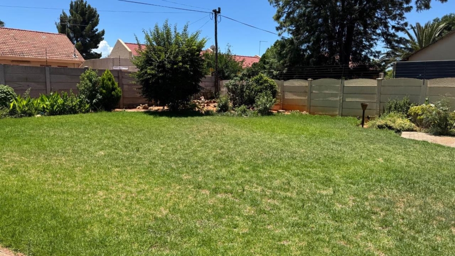 3 Bedroom Property for Sale in Riviera Northern Cape